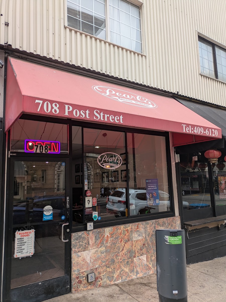 Pearl's Deluxe Burgers